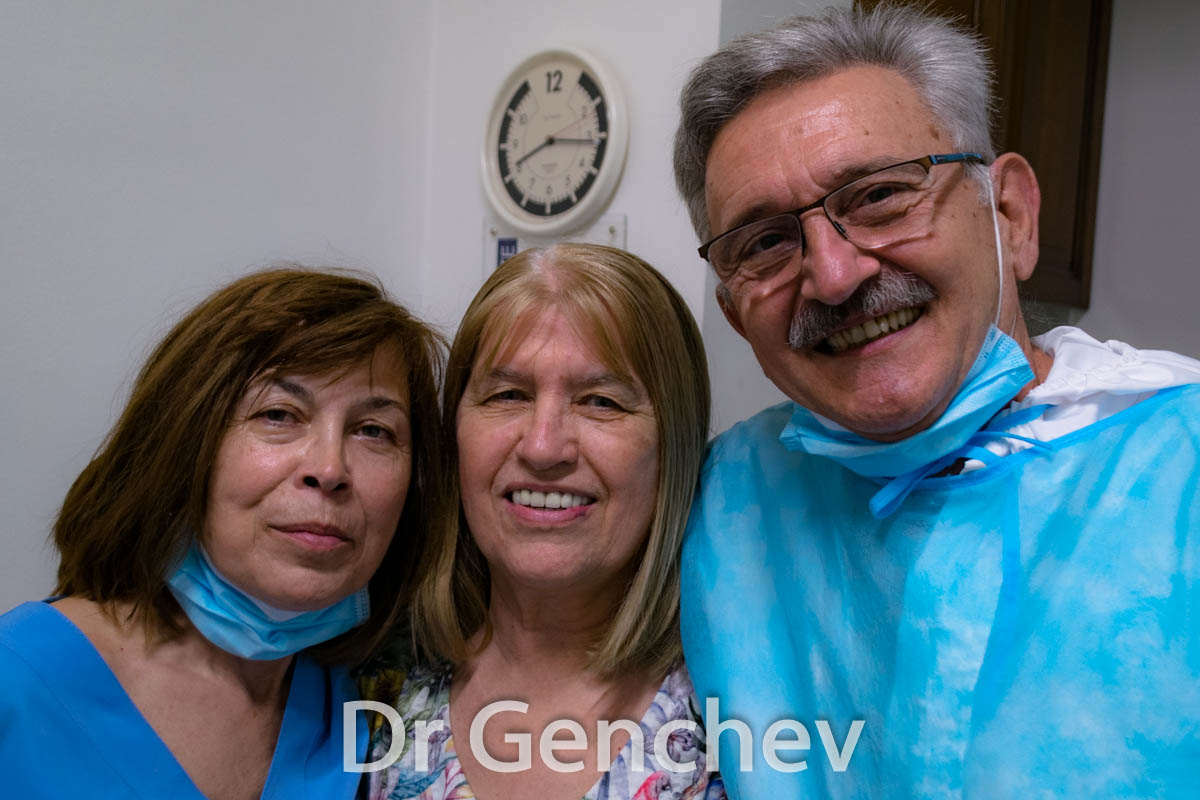 Dr Genchev Ricostruzione dentale per parodontite